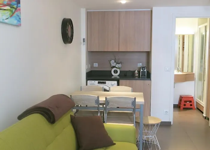 Mini Loft Daval Apartment