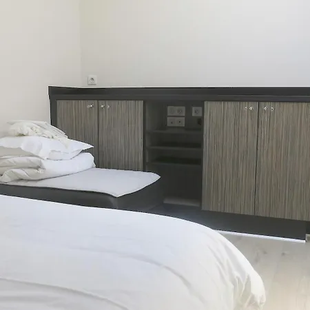 Mini Loft Daval דירה *