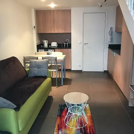 Mini Loft Daval شقة باريس